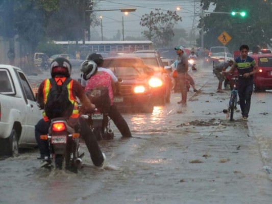 Lluvias causan daños en San Pedro Sula y zonas aledañas