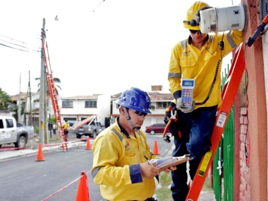 El 41.1% de los clientes de la Enee cayeron en mora
