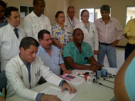 Cierran 20 salas del hospital ceibeño