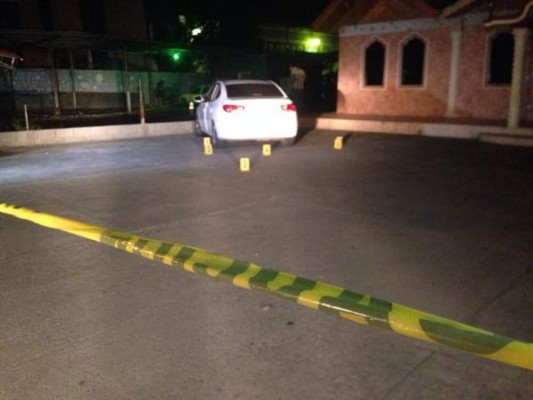 Desde motocicleta matan a dos taxistas en San Pedro Sula