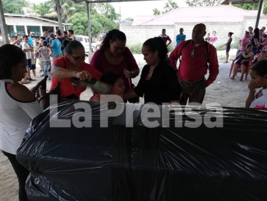 Sepultan al niño de 6 años que fue encontrado estrangulado