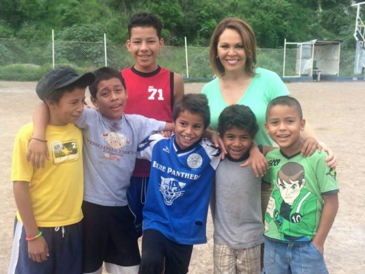 Univision decide ayudar a los niños que cruzaron ilegal la frontera con EUA