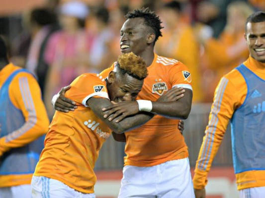 El Houston Dynamo tiene estudiando inglés a Quioto y Elis