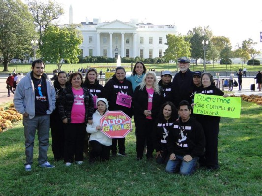 'De aquí no nos movemos hasta que Obama cumpla su palabra'