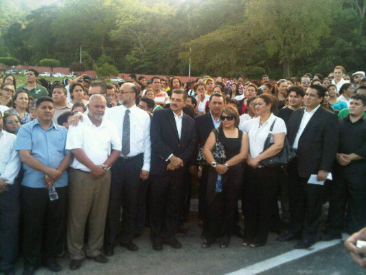 Honduras: Despiden al pastor Roberto Marroquín