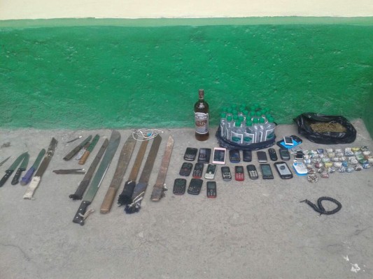 Hasta un router encuentran en cárcel de San Pedro Sula