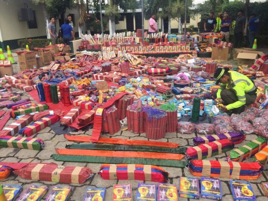 Decomisan cargamento de pólvora valorada en L700 mil