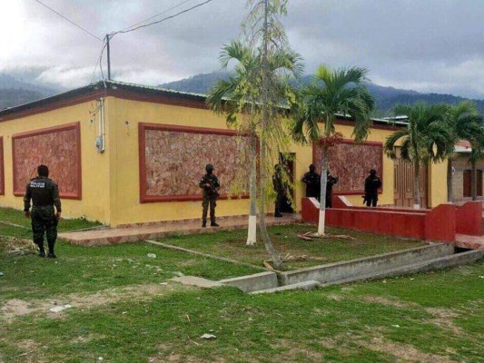 Ocho detenidos por supuesto lavado en operación Volcán