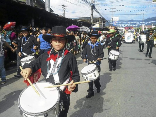 Progreseños cierran en grande fiesta de su patrona