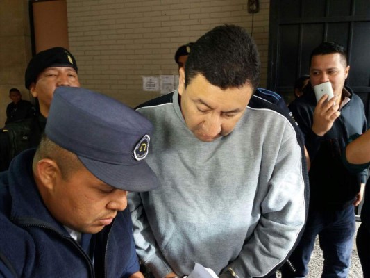 Detienen a exviceministro y exdirector de Policía de Guatemala