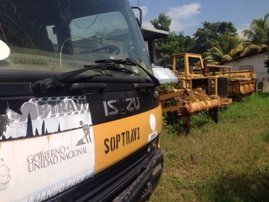 Abandonada está la maquinaria del Insep