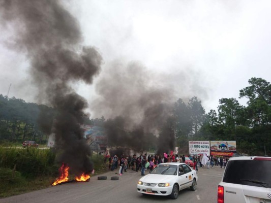 Vandalismo y caos en protestas de la Alianza