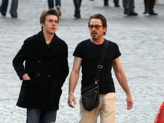 Robert Downey Jr. apoya a su hijo en su lucha contra las drogas&nbsp;&nbsp;