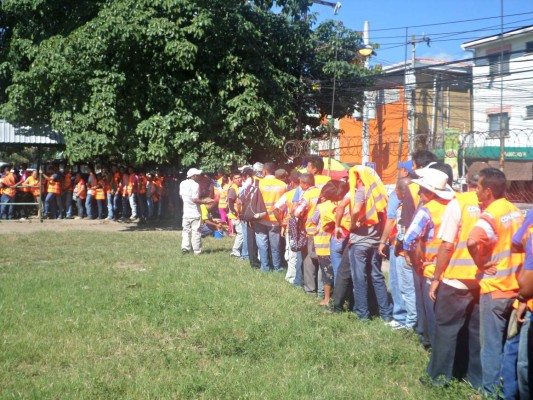 'Chambita” se pone al día con pagos atrasados a más de 1,200 empleados