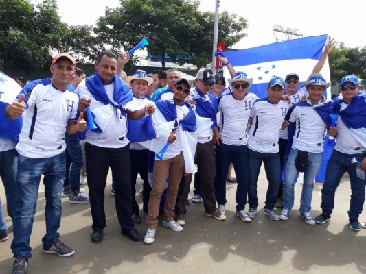 Honduras decreta tres horas de asueto a empleados por el partido ante Australia