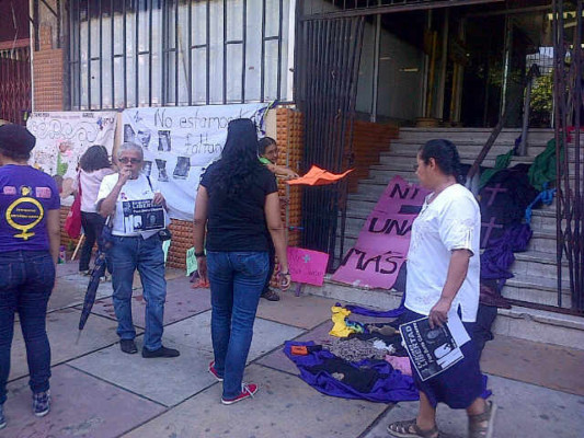 Mujeres piden un alto a los femicidios en San Pedro Sula