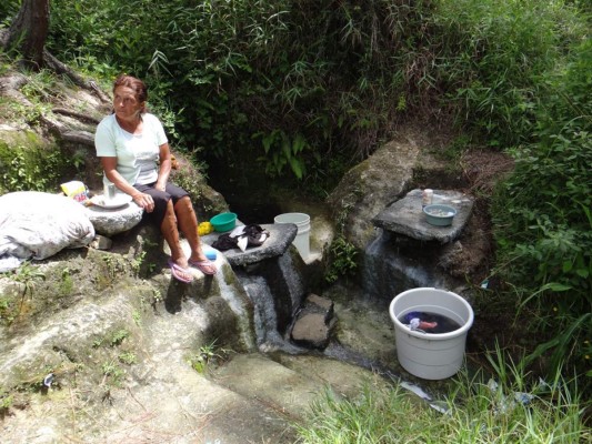 Resolverán problemas de agua en Santa Rosa de Copán