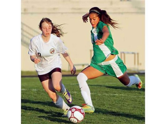 Elexa Bahr, la atracción de Honduras en el Premundial Femenino