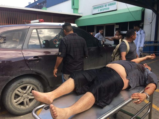 Tirotean camioneta conducida por una mujer en San Pedro Sula