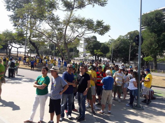 Desde tempranas horas llegó la afición al estadio de Maracaná.