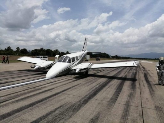 VIDEO: Piloto realiza sorprendente aterrizaje tras sufrir una falla mecánica