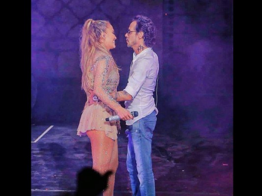 CORAL GABLES, FL - APRIL 27: Jennifer Lopez attends the Billboard Latin Music Awards at Watsco Center on April 27, 2017 in Coral Gables, Florida. Sergi Alexander/Getty Images/AFP== FOR NEWSPAPERS, INTERNET, TELCOS & TELEVISION USE ONLY ==