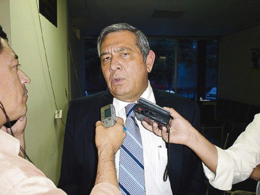 Expertos investigarán denuncia de Multifon