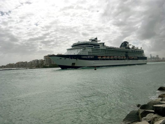 Muere tripulante de crucero de Royal Caribbean anclado en costas de Florida