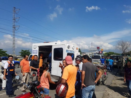 Honduras: pasajeros detienen a ayudante de bus que intentó asaltarlos