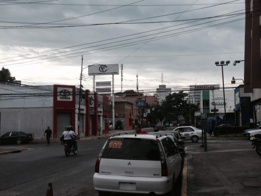 Imperan condiciones de lluvia para la zona norte de Honduras