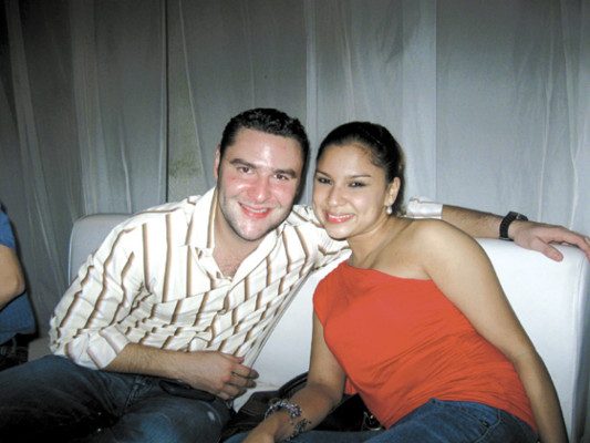Fiesta en Casa Luna