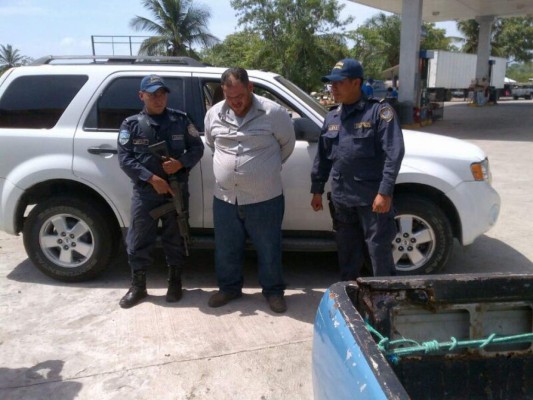 Lo detienen en La Barca con camioneta robada