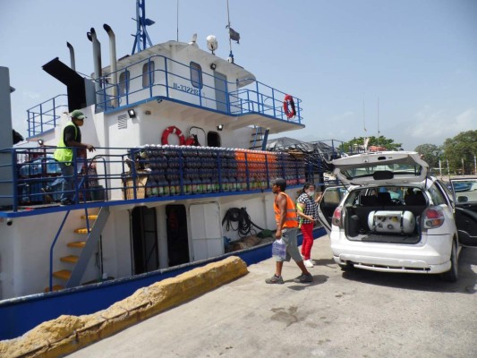 Aumentan recaudaciones en muelle de cabotaje ceibeño