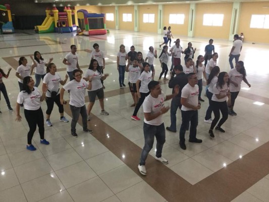UTH clausura el mes de la lucha contra el cáncer