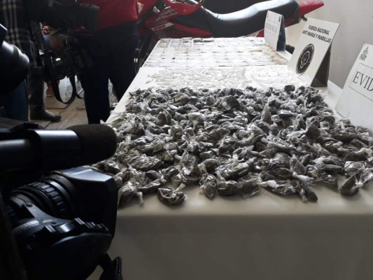 Detienen a presunto mayor vendedor de droga en San Manuel