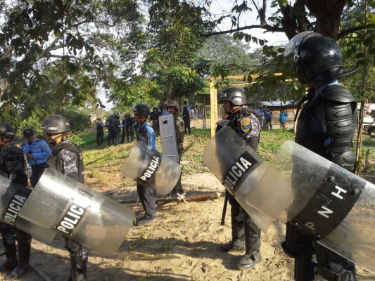Desalojan a 150 familias de terreno en San Pedro Sula