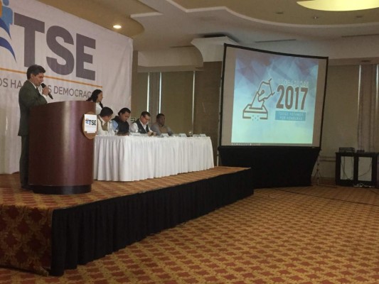 Elecciones en Honduras: Cargos electivos pasaron de 2,992 a 3,016 este año