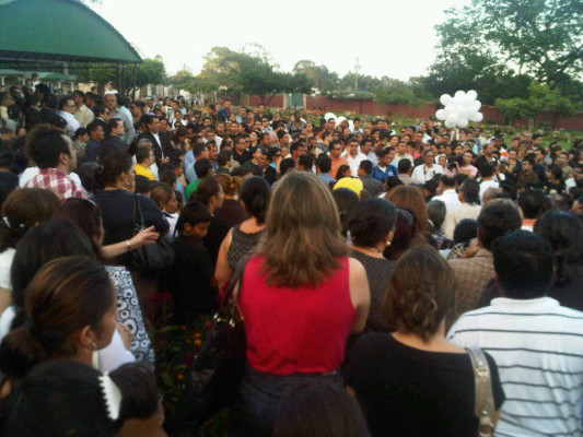 Honduras: Despiden al pastor Roberto Marroquín