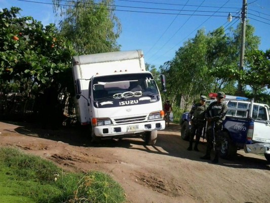 Recuperan camión robado con mercadería en San Pedro Sula