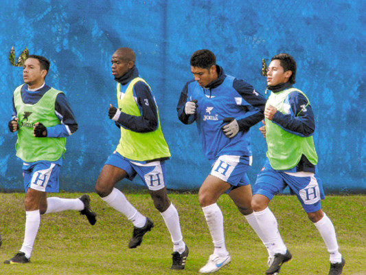 Carlos plummer ya está con el grupo en EUA