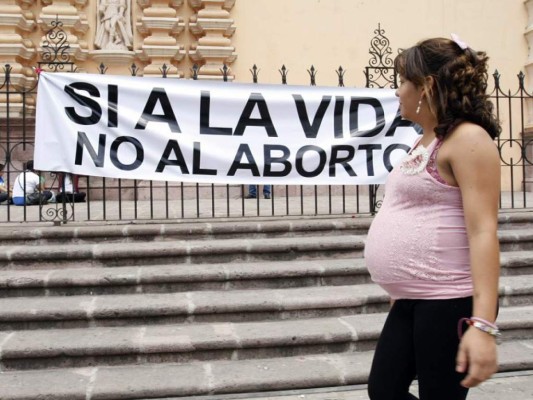 Aborto en Honduras seguirá siendo un crimen
