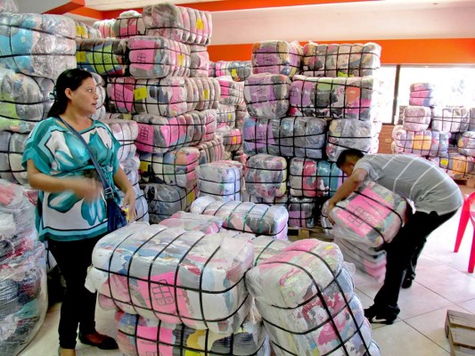 Aplicarán el 15% al cobro por importar ropa de segunda en Honduras
