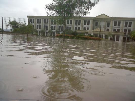 Calles que se inundan y debes evitar en San Pedro Sula cuando llueve