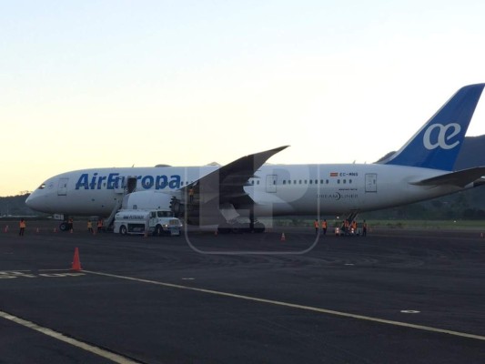 Este viernes parten desde el Golosón a España casi 100 pasajeros del vuelo de Air Europa