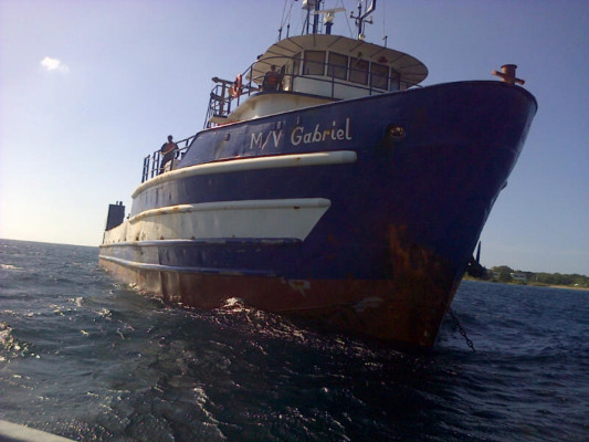 Liberan embarcación retenida con 40,000 galones de combustible