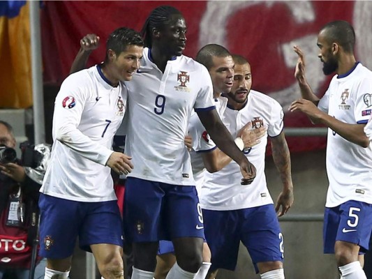 Cristiano da triunfo a Portugal y se corona 'rey goleador' en Europa