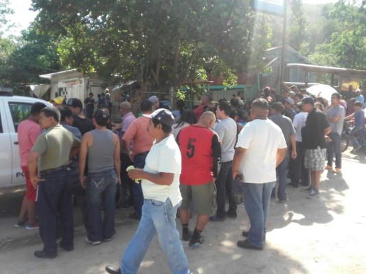 Acribillan a un hombre dentro de un car wash San Manuel, Cortés