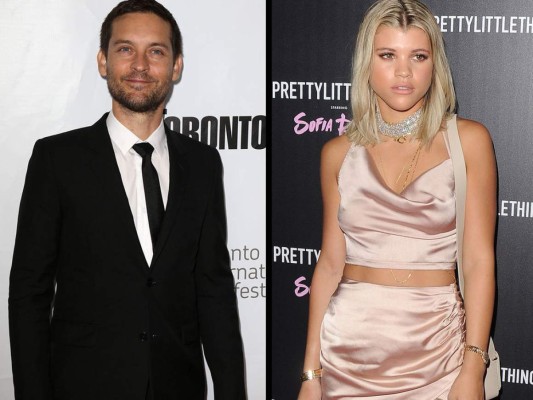 Tobey Maguire se consuela con Sofia Richie