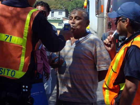 Conductores bolos, principal causa de accidentes el 24 y 25