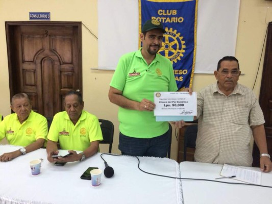 Diabéticos reciben inyección económica para su tratamiento